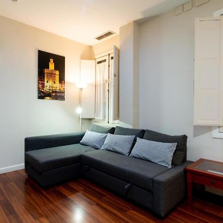 Appartement Holi-Rent Lumbreras à Séville Extérieur photo